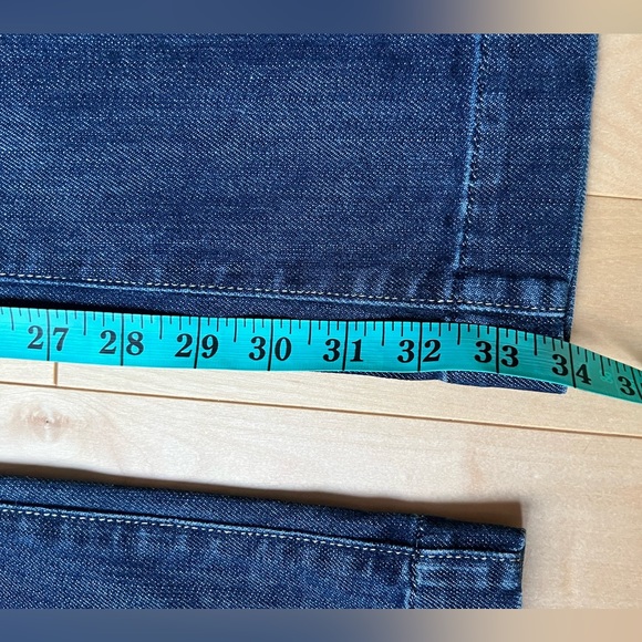 SOLD!!! Citizens of Humanity jeans 27x34 Hutton high rise wide leg - Picture 5 of 10